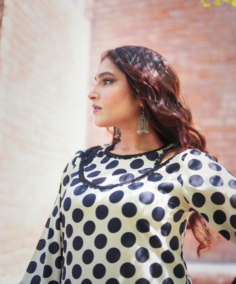 printed lawn shirt beautifully crafted with laces on with plain trousers along with pure tie and dye dupatta